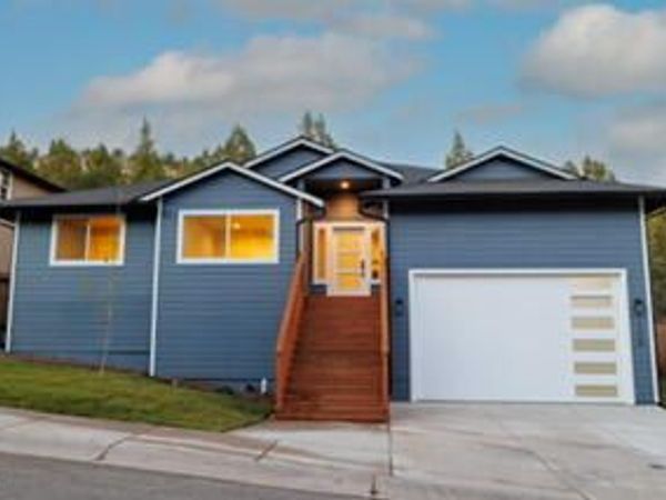 1155 Orange Blossom Drive, Unit 133, Klamath Falls, OR 97601