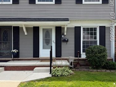 36814 Park Place Drive, Sterling Heights, MI 48310