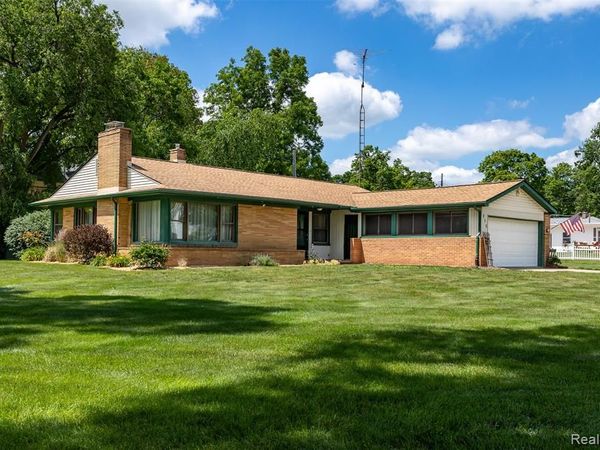 215 White Street, Imlay City, MI 48444