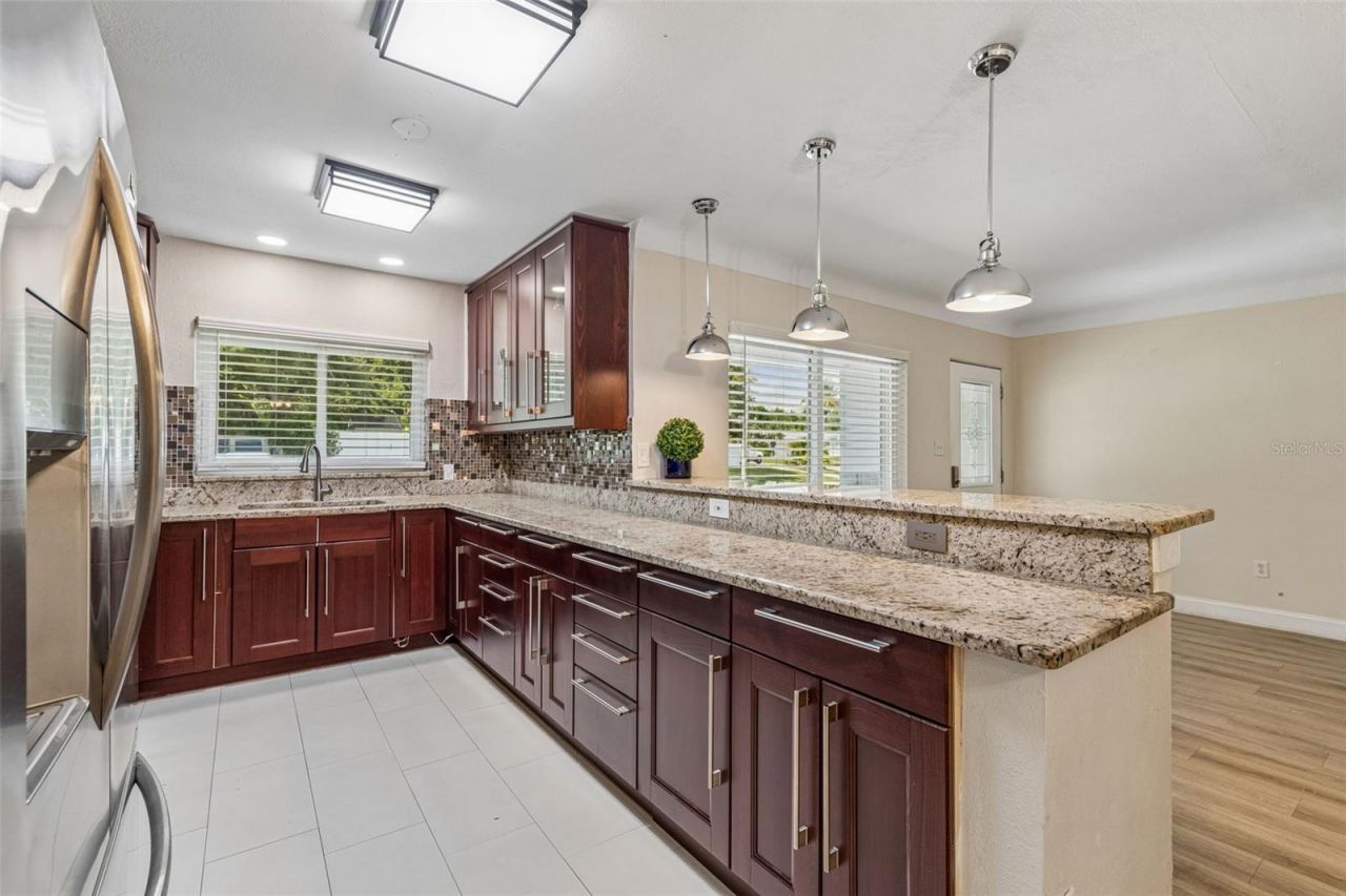 3282 Honeysuckle Rd , Largo, FL 33770 Photo