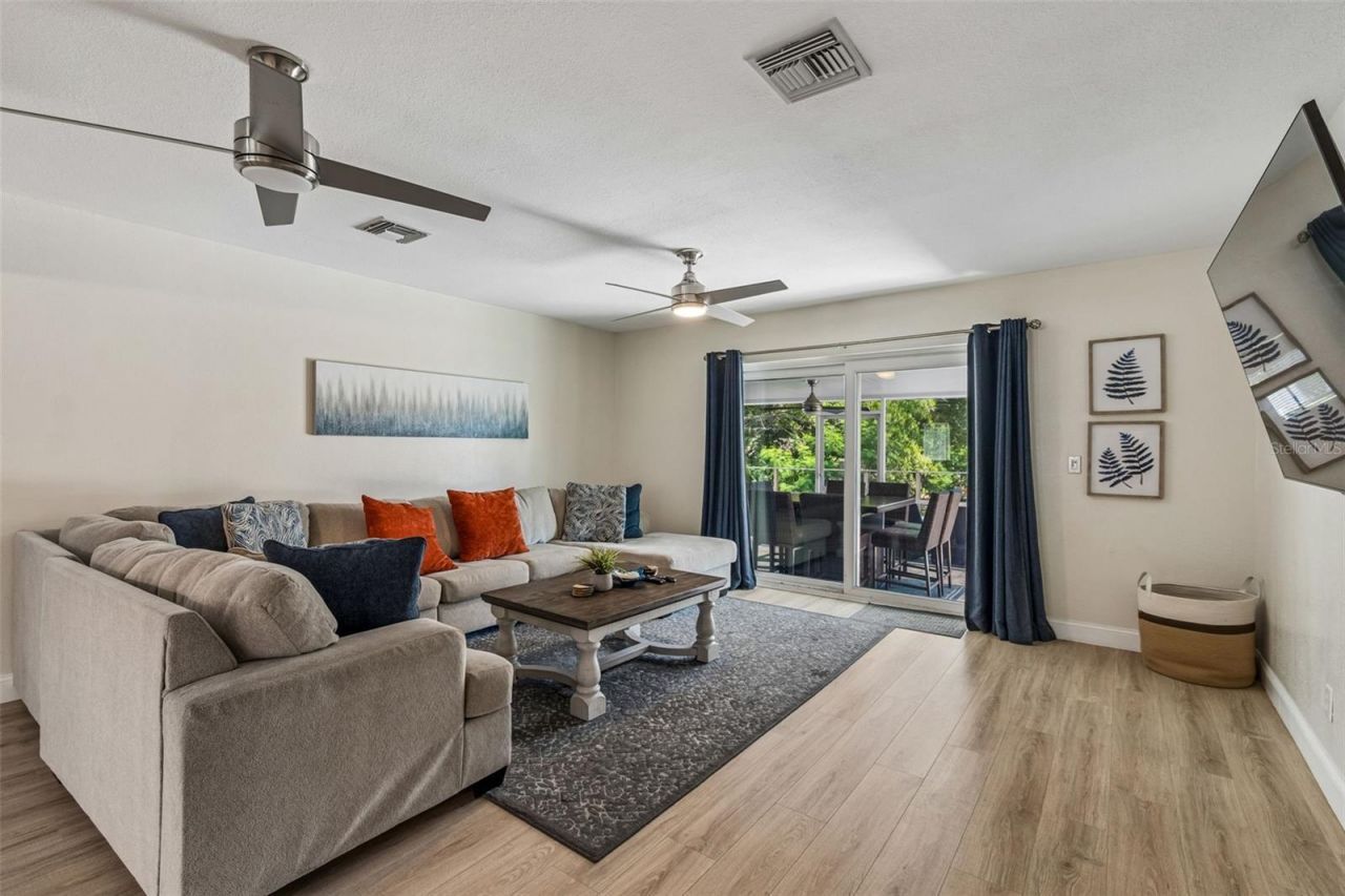3282 Honeysuckle Rd , Largo, FL 33770 Photo