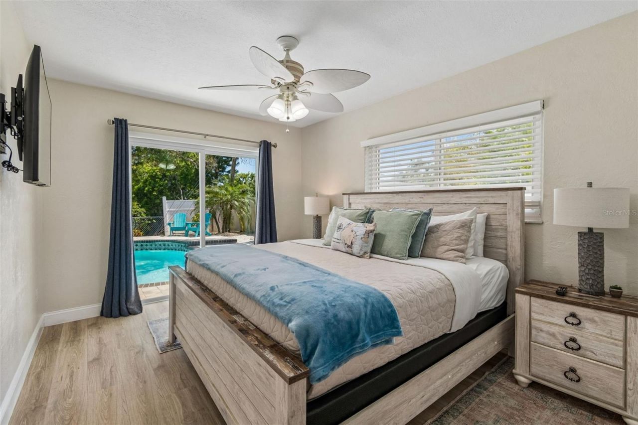 3282 Honeysuckle Rd , Largo, FL 33770 Photo