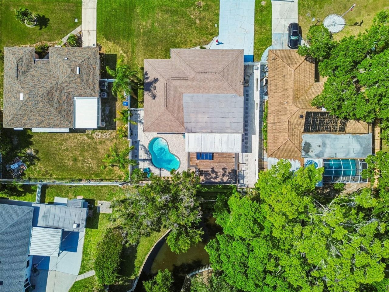 3282 Honeysuckle Rd , Largo, FL 33770 Photo