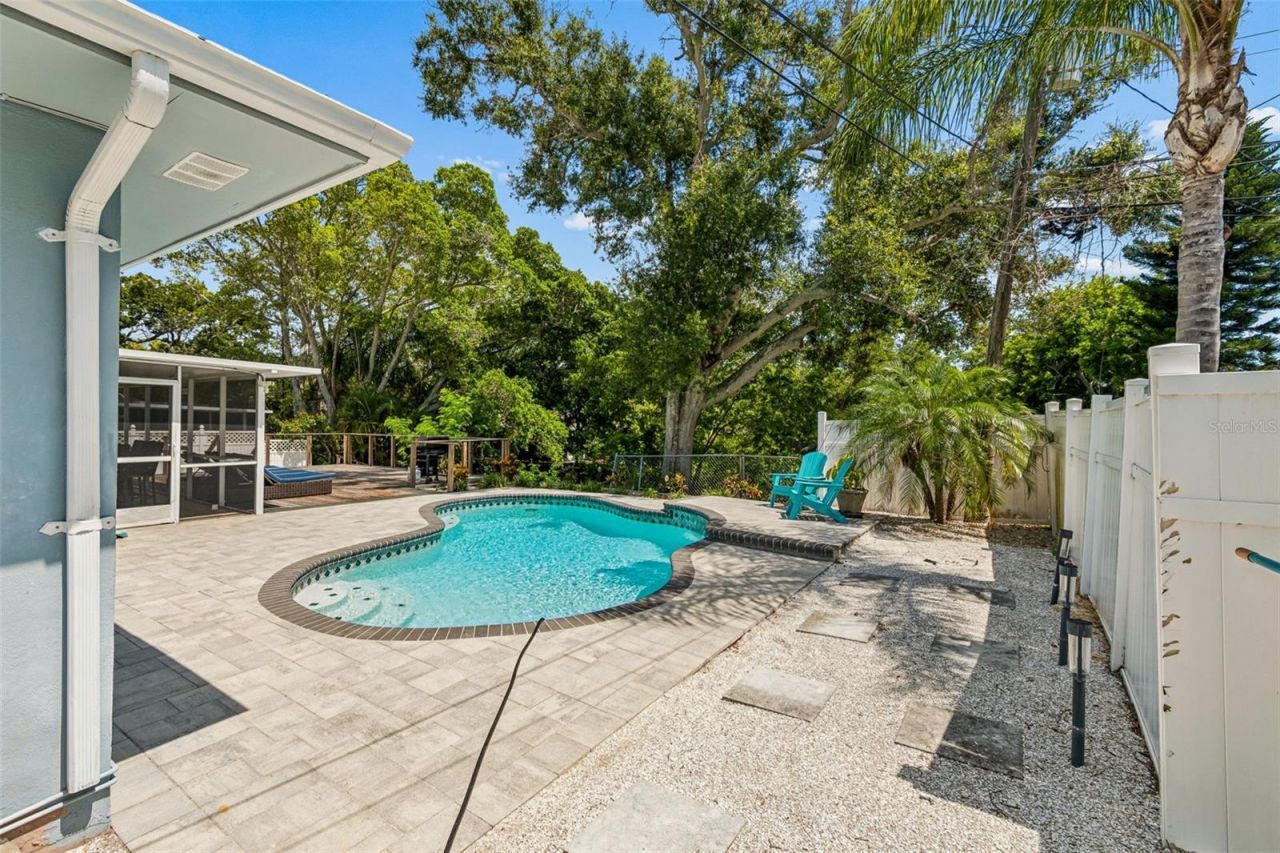 3282 Honeysuckle Rd , Largo, FL 33770 Photo