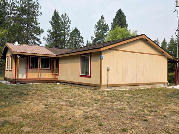334 Sanham Ln, Newport, WA 99156