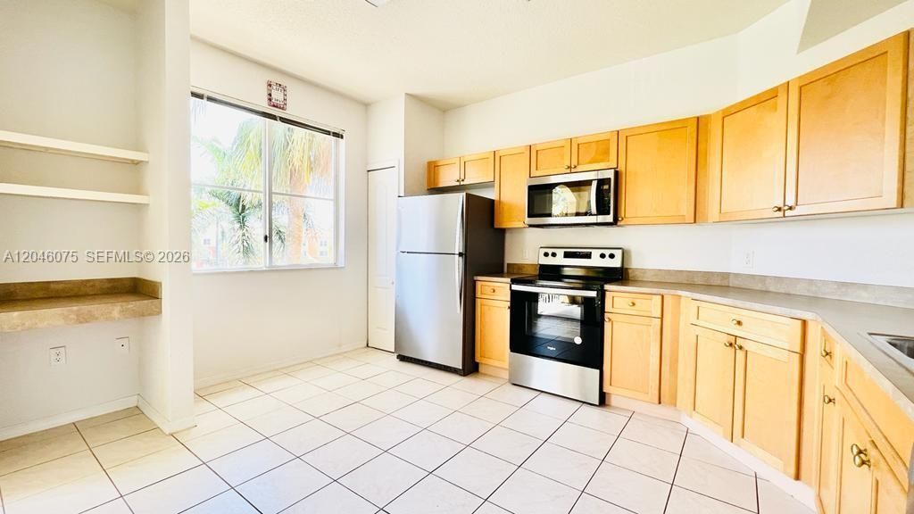 11029 Legacy Blvd , Unit 303, Palm Beach Gardens, FL 33410 Photo
