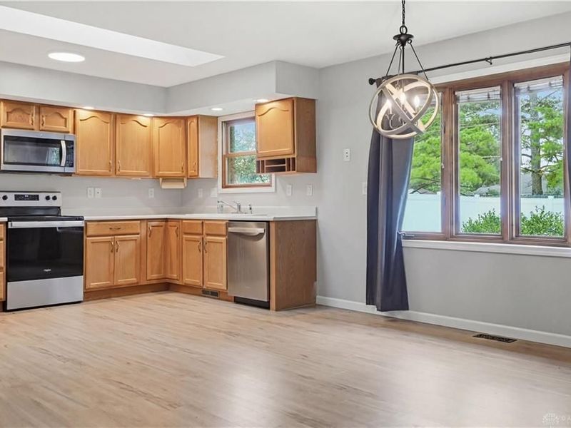 718 Greyhound Drive, New Lebanon, OH 45345 Photo 6