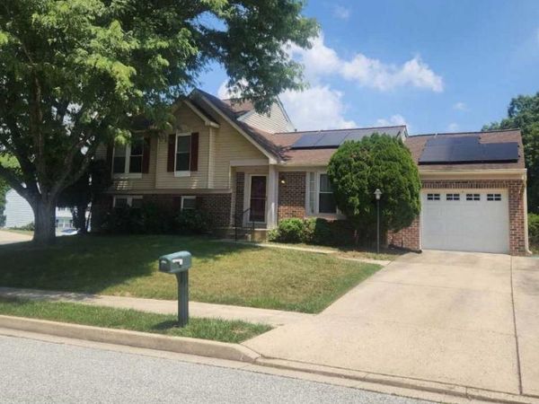 7924 GALLOPING CIRCLE, BALTIMORE, MD 21244