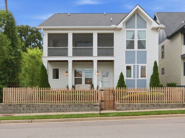 630 Croley Dr, Nashville, TN 37209