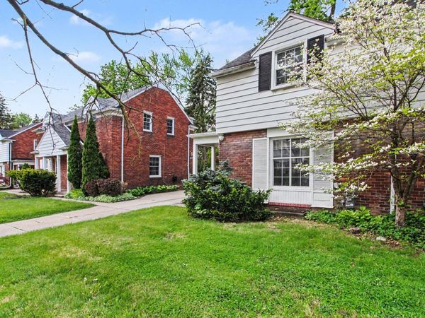 3851 Brewster Street, Dearborn, MI 48120