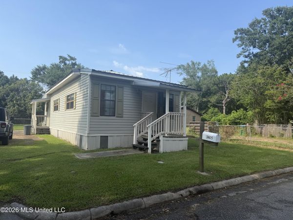 3405 Charlie Avenue, Pascagoula, MS 39581