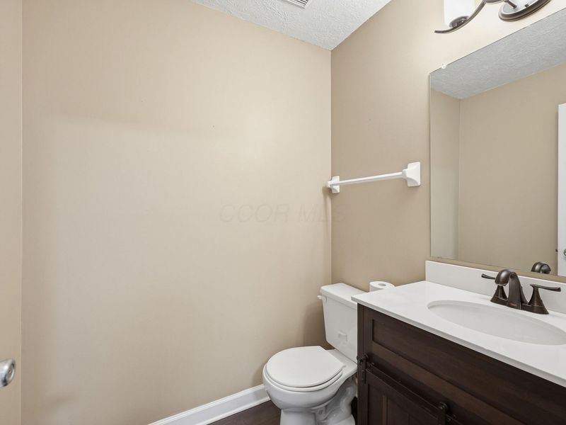 1837 Hobbes Drive N, Unit 78E, Hilliard, OH 43026 Photo 9