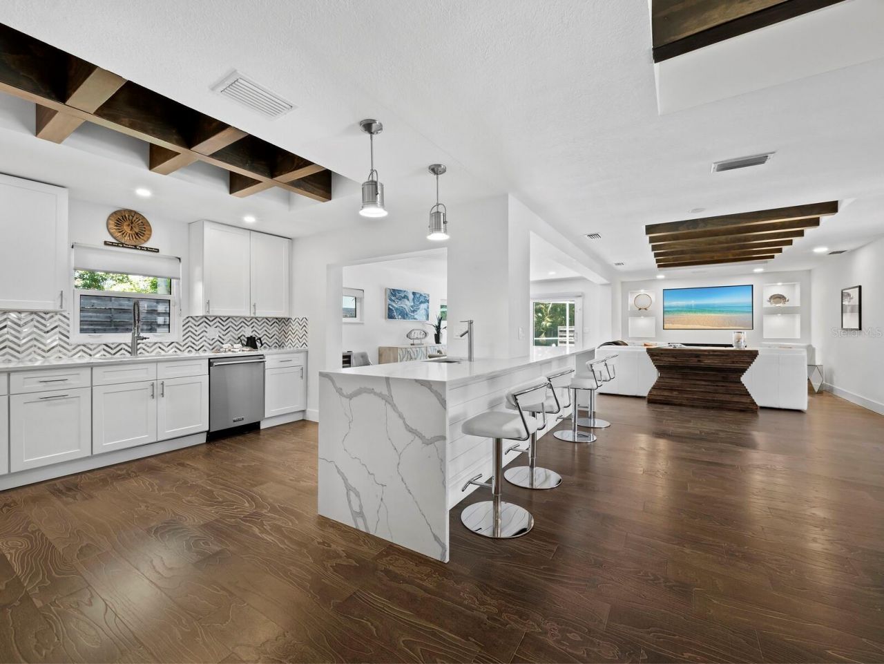622 Tropical Circle, Sarasota, FL 34242 Photo
