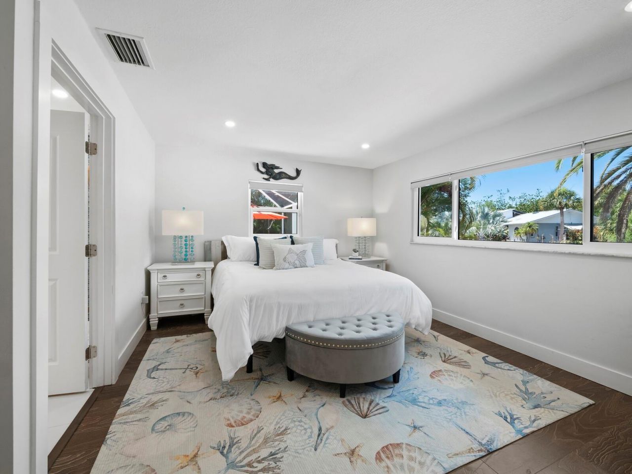 622 Tropical Circle, Sarasota, FL 34242 Photo