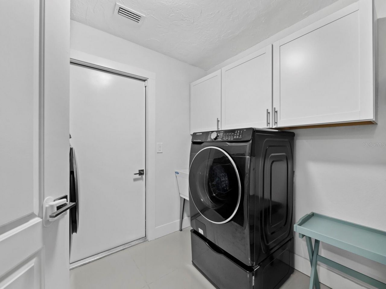 622 Tropical Circle, Sarasota, FL 34242 Photo