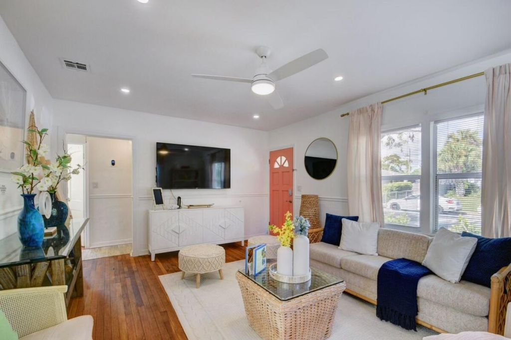 1128 N L Street, Lake Worth, FL 33460 Photo