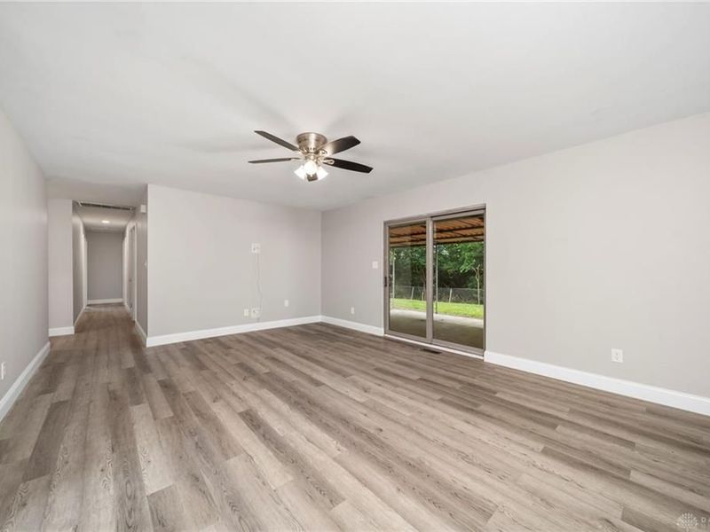 6006 Hyacinth Court, Miami Township, OH 45449 Photo 11