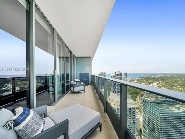 1000 Brickell Plz , Unit PH5807, Miami, FL 33131