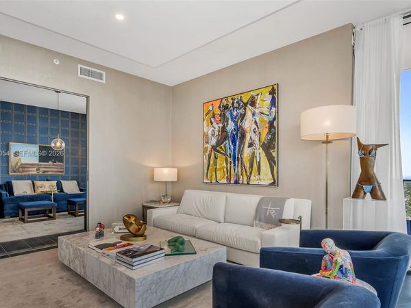 1000 Brickell Plz , Unit PH5807, Miami, FL 33131
