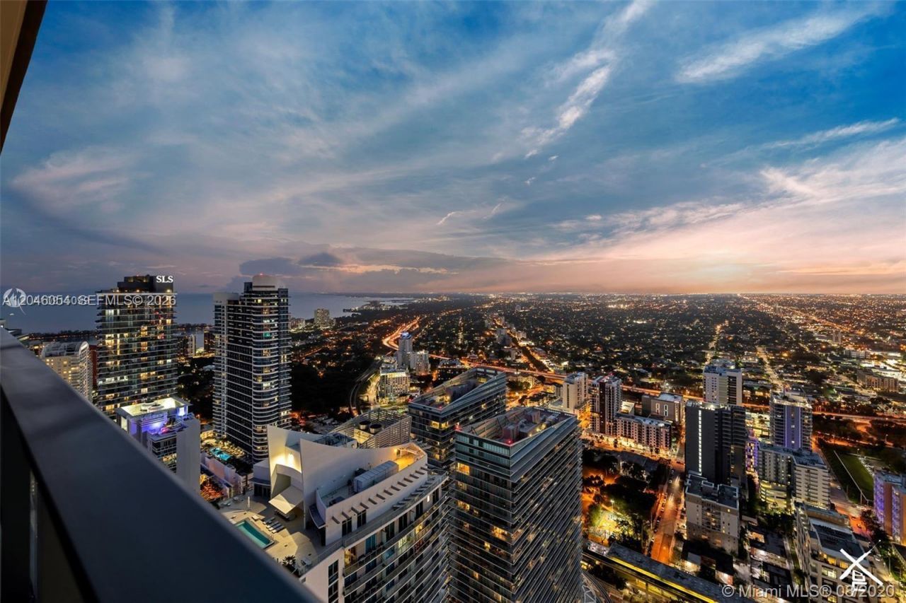 1000 Brickell Plz , Unit PH5807, Miami, FL 33131 Photo