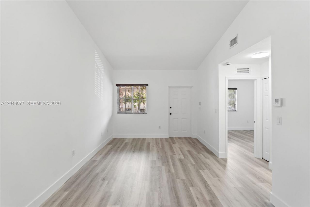 2930 SE 12th Rd , Unit 204-31, Homestead, FL 33035 Photo