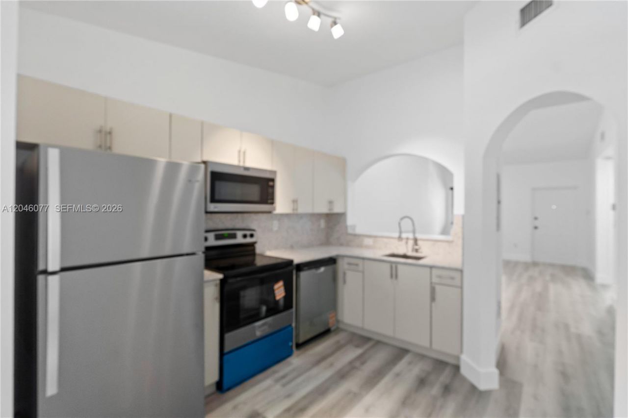2930 SE 12th Rd , Unit 204-31, Homestead, FL 33035 Photo