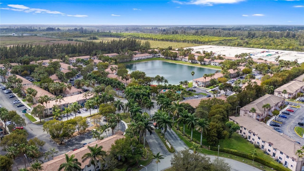 2930 SE 12th Rd , Unit 204-31, Homestead, FL 33035 Photo