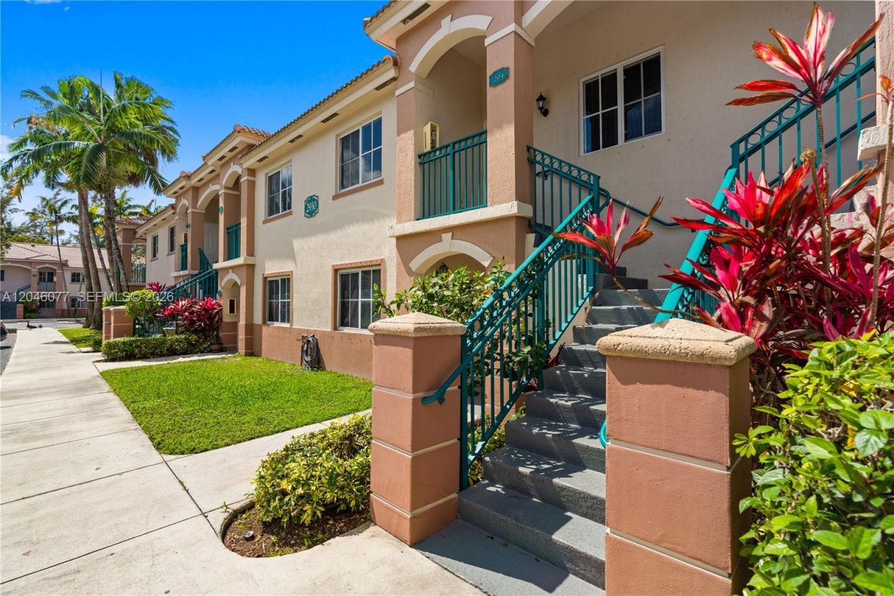 2930 SE 12th Rd , Unit 204-31, Homestead, FL 33035 Photo