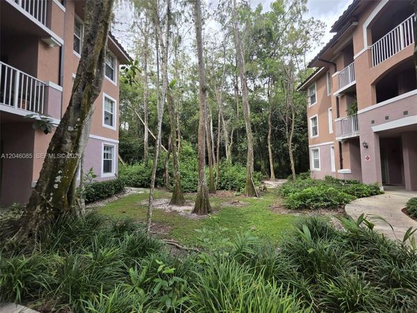 6902 W Sample Rd, Unit 6902, Coral Springs, FL 33067