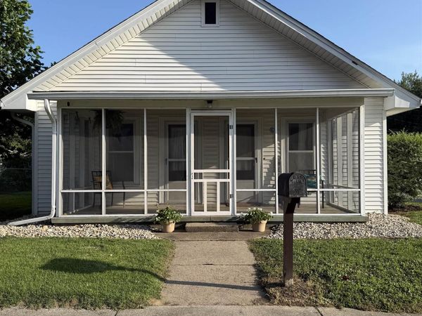 255 E Mechanic Street, Bloomfield, IN 47424