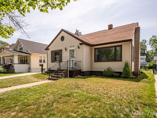 926 Franklin Avenue, Grand Haven, MI 49417