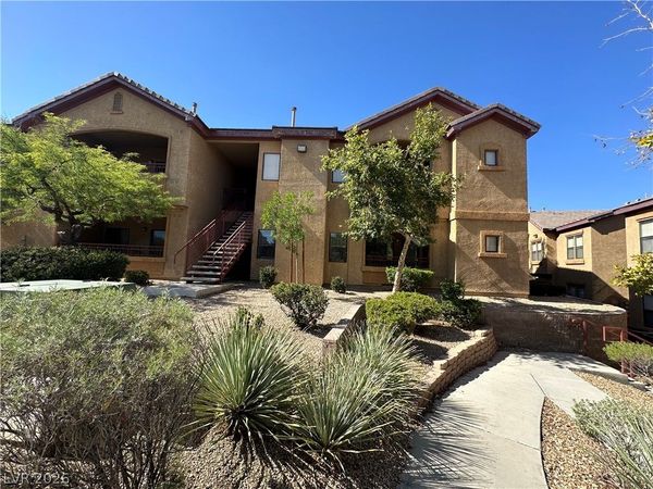 8250 N Grand Canyon Drive, Unit 2045, Las Vegas, NV 89166