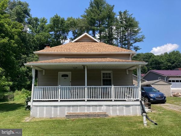 1213 W MARKET STREET, WILLIAMSTOWN, PA 17098