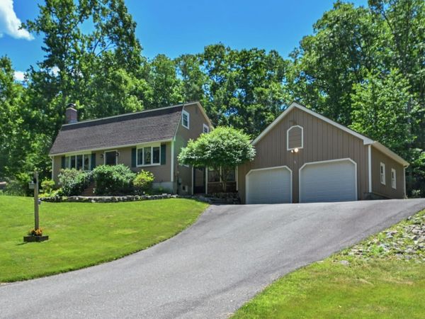 44 Berkley Street, Merrimack, NH 03054