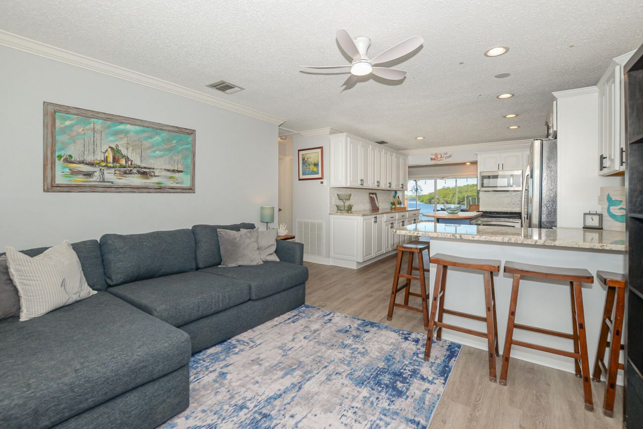 110 SW Hideaway Place, Stuart, FL 34994 Photo