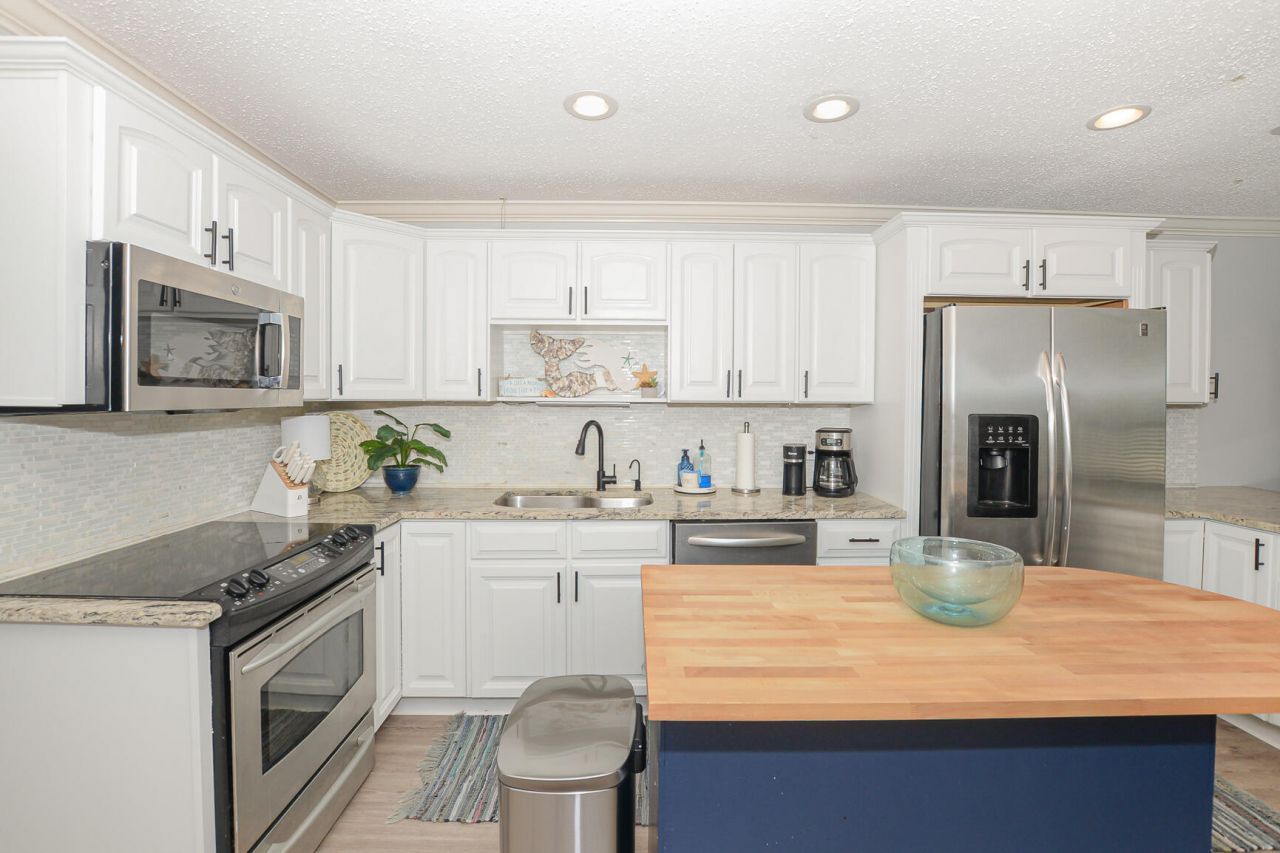110 SW Hideaway Place, Stuart, FL 34994 Photo