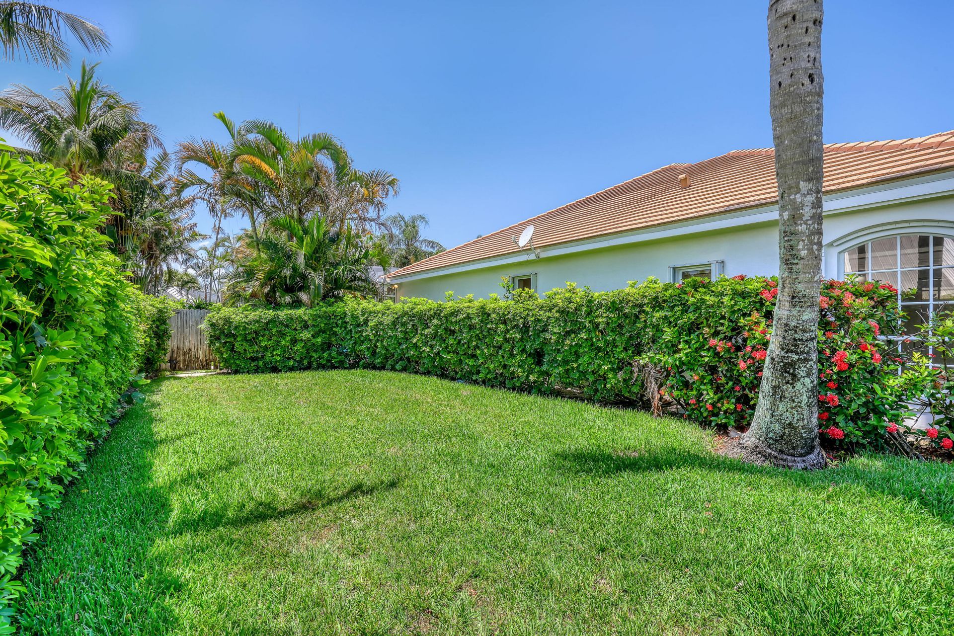 121 Olympus Way, Jupiter, FL 33477 Photo