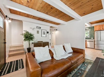 1053 Onnontioga Street, South Lake Tahoe, CA 96150 Photo