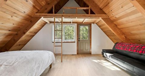 1053 Onnontioga Street, South Lake Tahoe, CA 96150 Photo