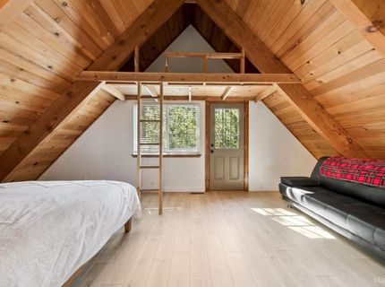 1053 Onnontioga Street, South Lake Tahoe, CA 96150 Photo