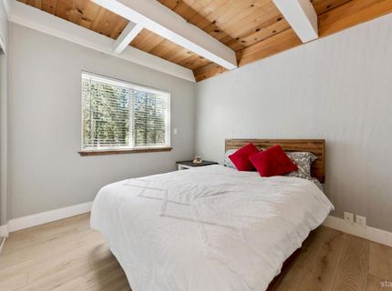 1053 Onnontioga Street, South Lake Tahoe, CA 96150 Photo