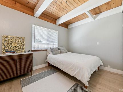 1053 Onnontioga Street, South Lake Tahoe, CA 96150 Photo