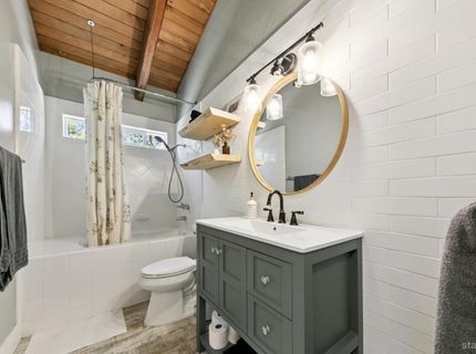 1053 Onnontioga Street, South Lake Tahoe, CA 96150 Photo