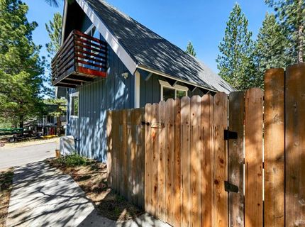 1053 Onnontioga Street, South Lake Tahoe, CA 96150 Photo