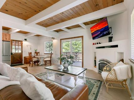 1053 Onnontioga Street, South Lake Tahoe, CA 96150 Photo