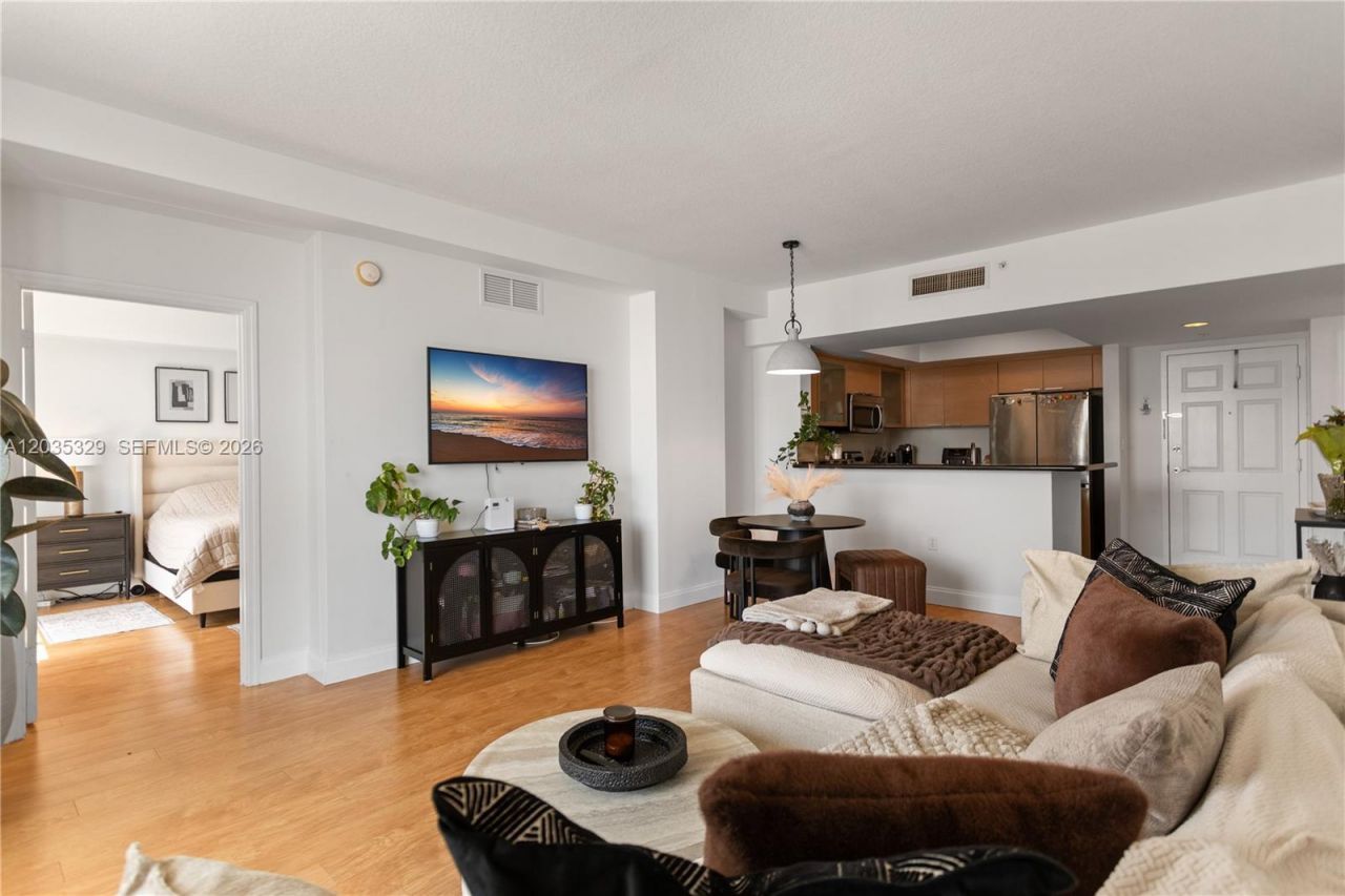 140 S Dixie Hwy, Unit 417, Hollywood, FL 33020 Photo