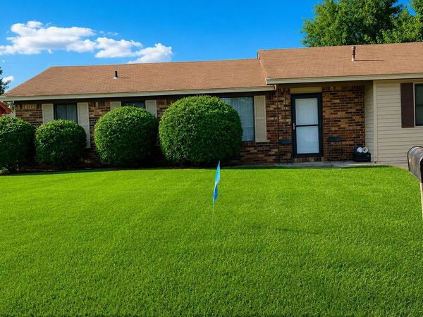 6517 DELHAVEN Drive, North Little Rock, AR 72117