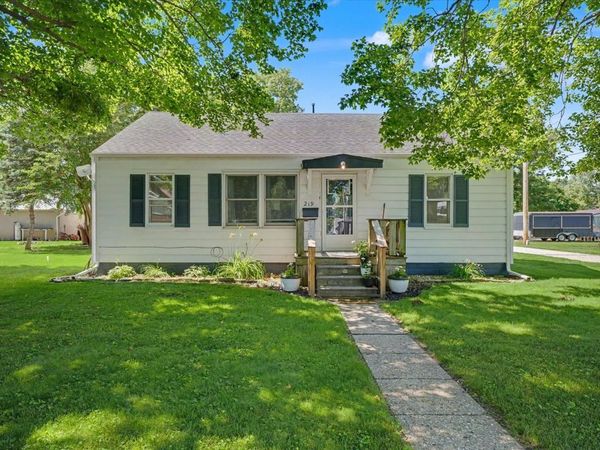 219 E 4th Street , Gibson City, IL 60936