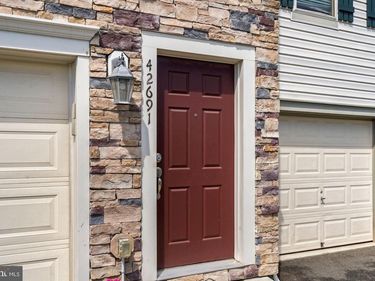 42691 GALBRAITH SQUARE , BROADLANDS, VA 20148
