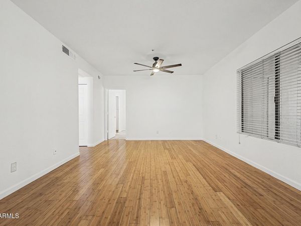7008 E GOLD DUST Avenue, Unit 115, Paradise Valley, AZ 85253